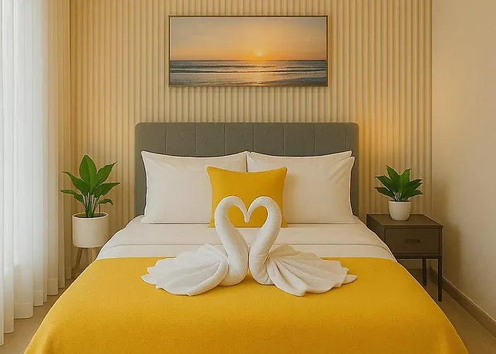 Modern & Cozy 6br Near Okada, Solaire, Airport