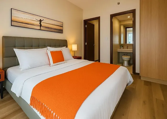 Modern & Cozy 6br Near Okada, Solaire, Airport